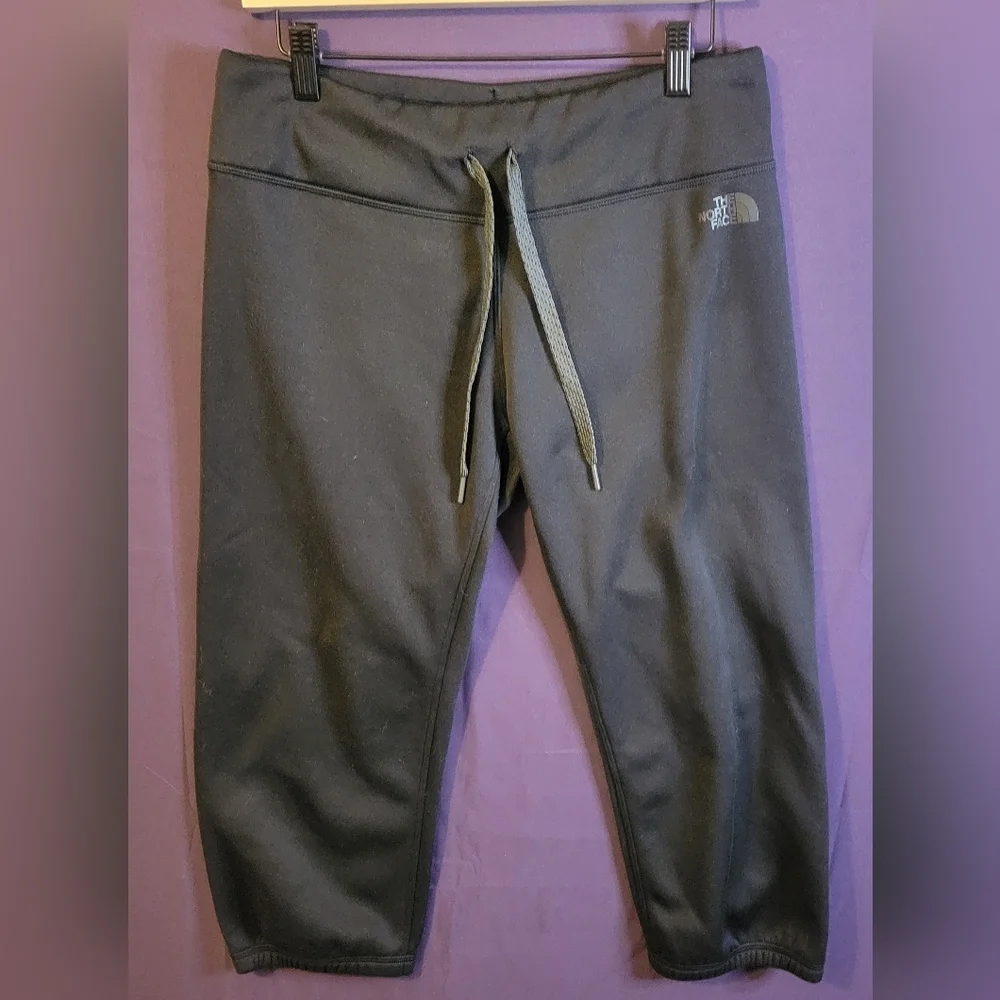The North Face Women's Black Capri Joggers. Size M